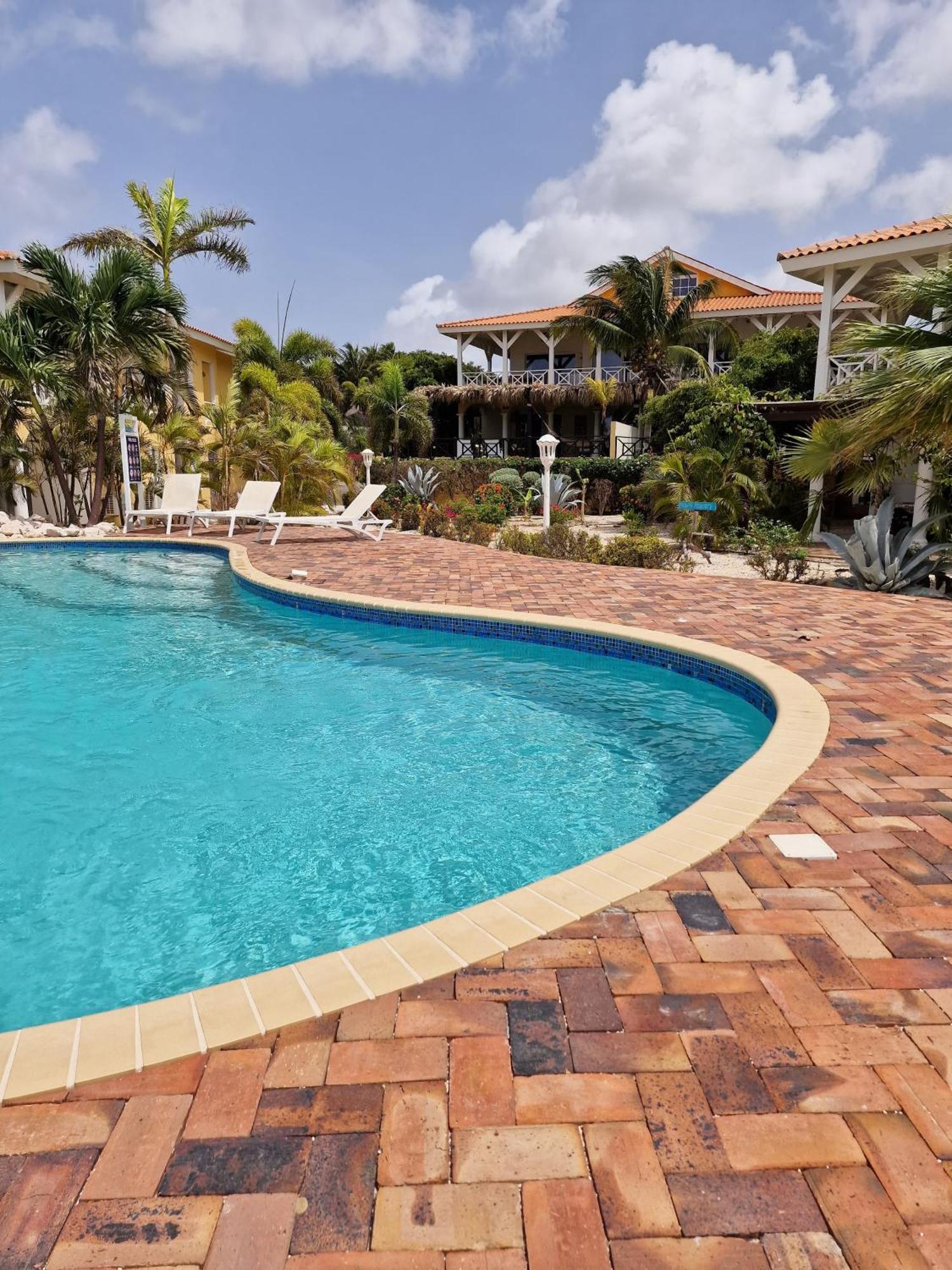 Luxury Appt For 6: Mesmerizing Spanish Water View Jan Thiel Exterior photo